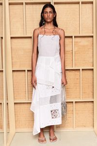 Falda pa&ntilde;uelos irregulares bordados blanca