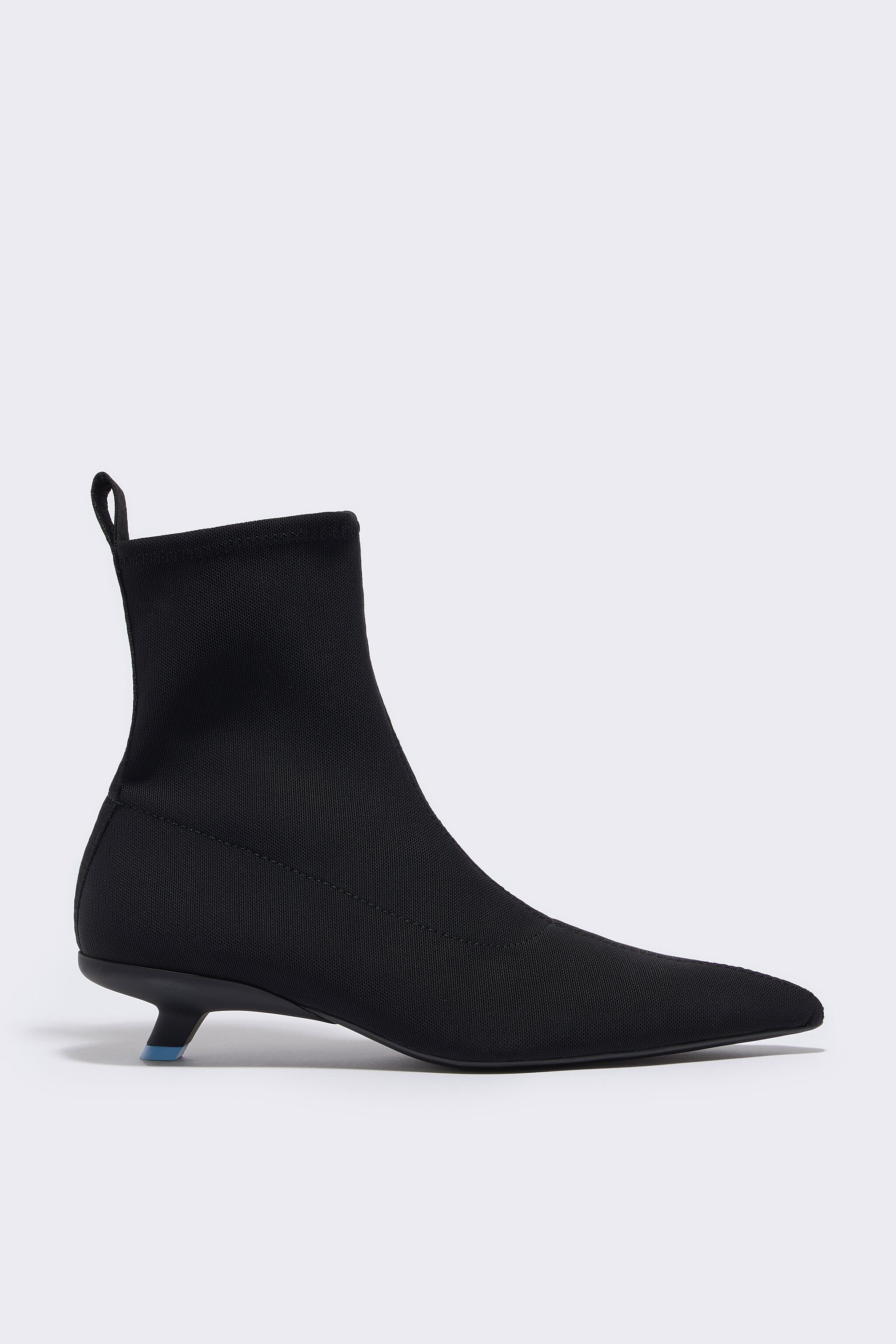 Black elastic ankle boot