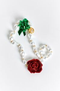Red rose pearl necklace