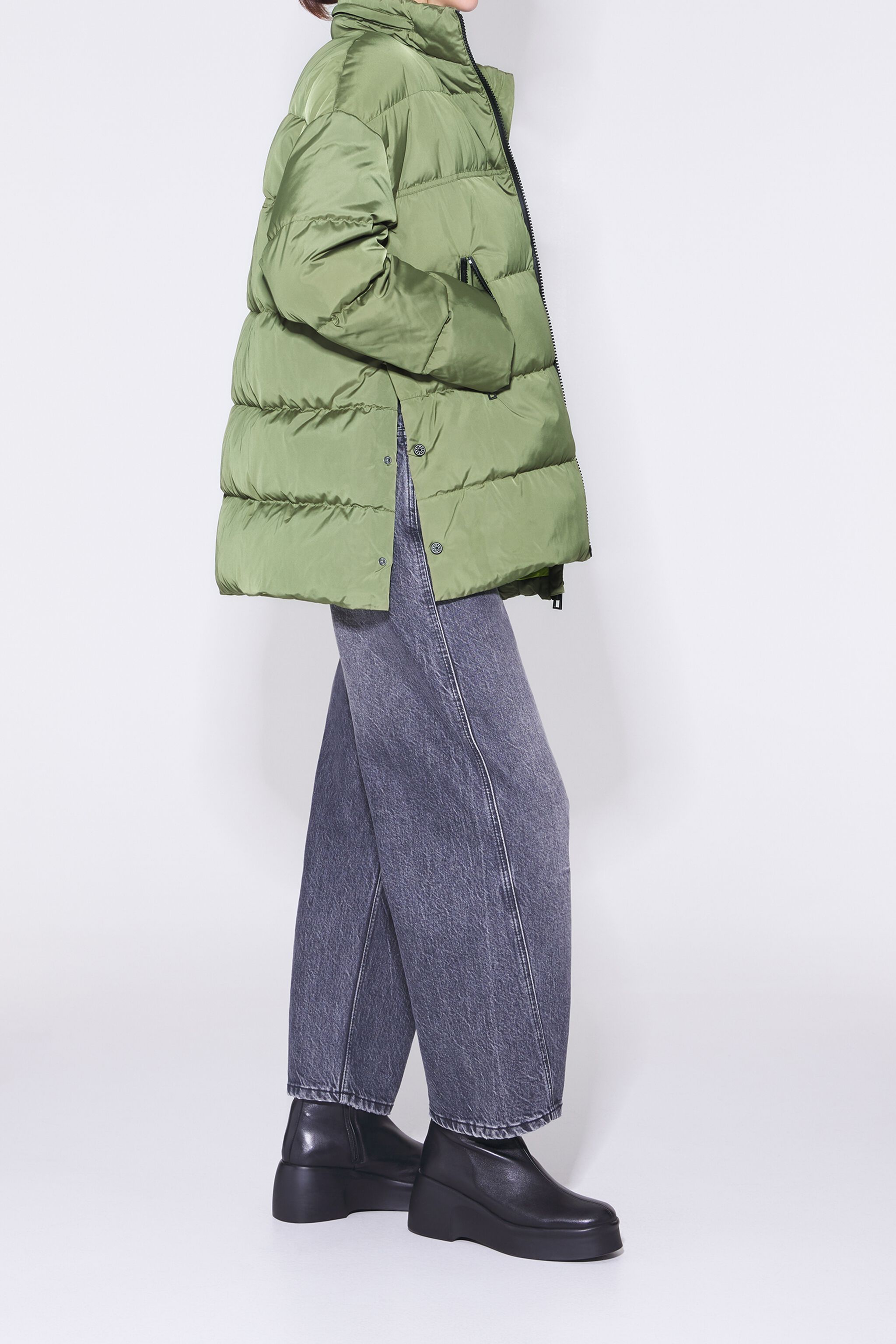 Khaki down puffer jacket