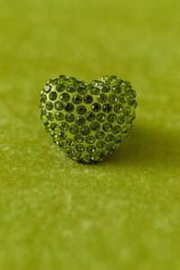 Lime crystals heart ring