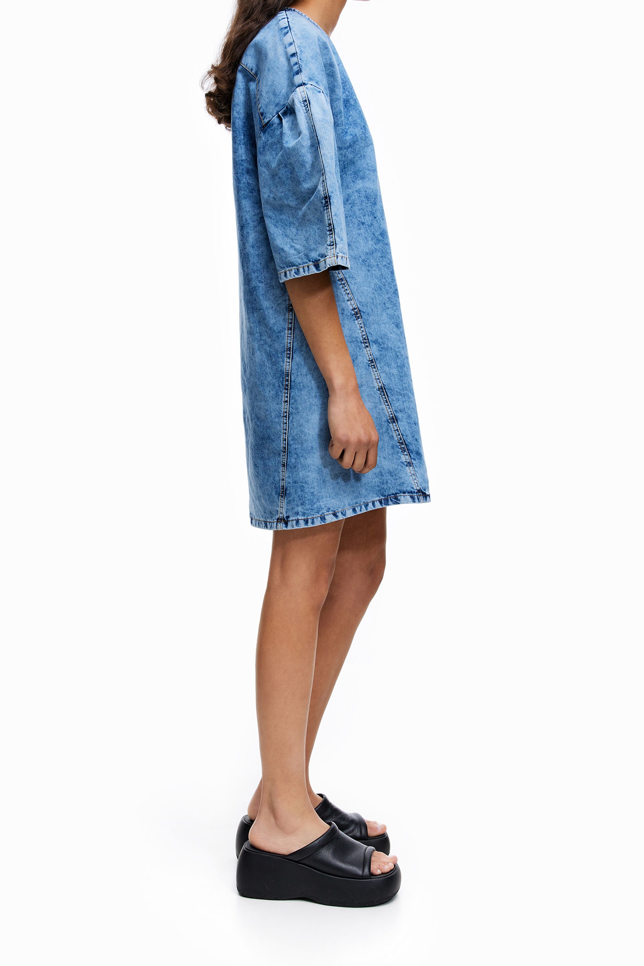 Abito jeans blu acceso