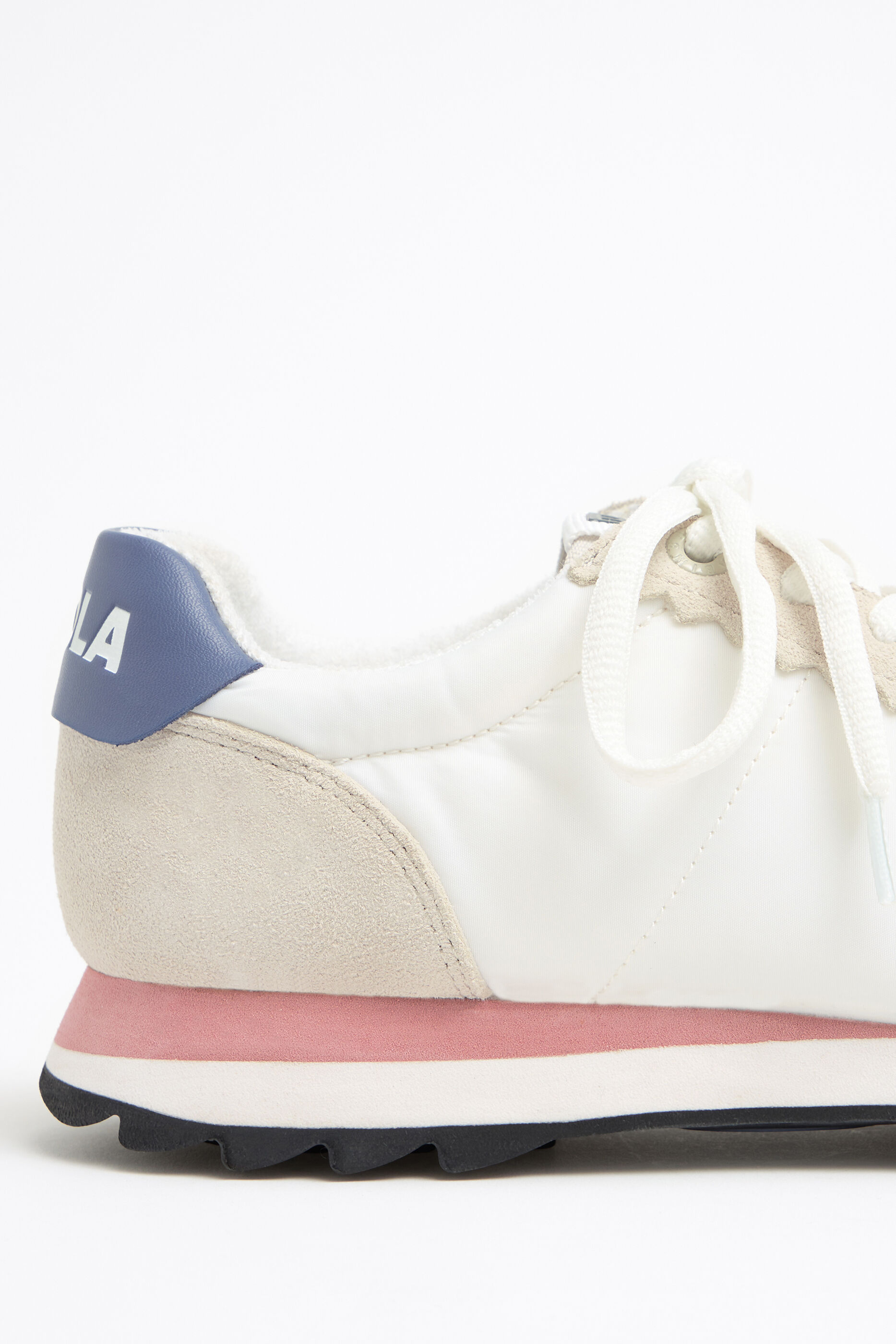Dit zijn de sneakertrends van 2021