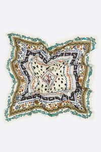 Vanilla concentric frames flowers shawl