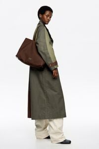 Dark khaki waxed gabardine Chihuahua shopper bag