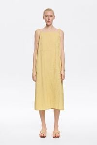 Vestido midi l&iacute;nea A rayas amarillo