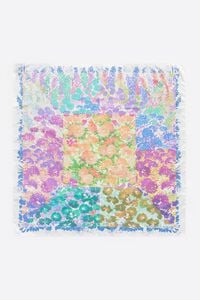 Pa&ntilde;uelo flores combinadas acr&iacute;lico blanco