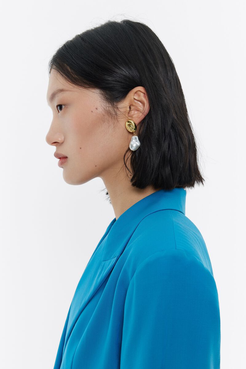 Ohrringe Meeresschnecken und Perle Mattgold 