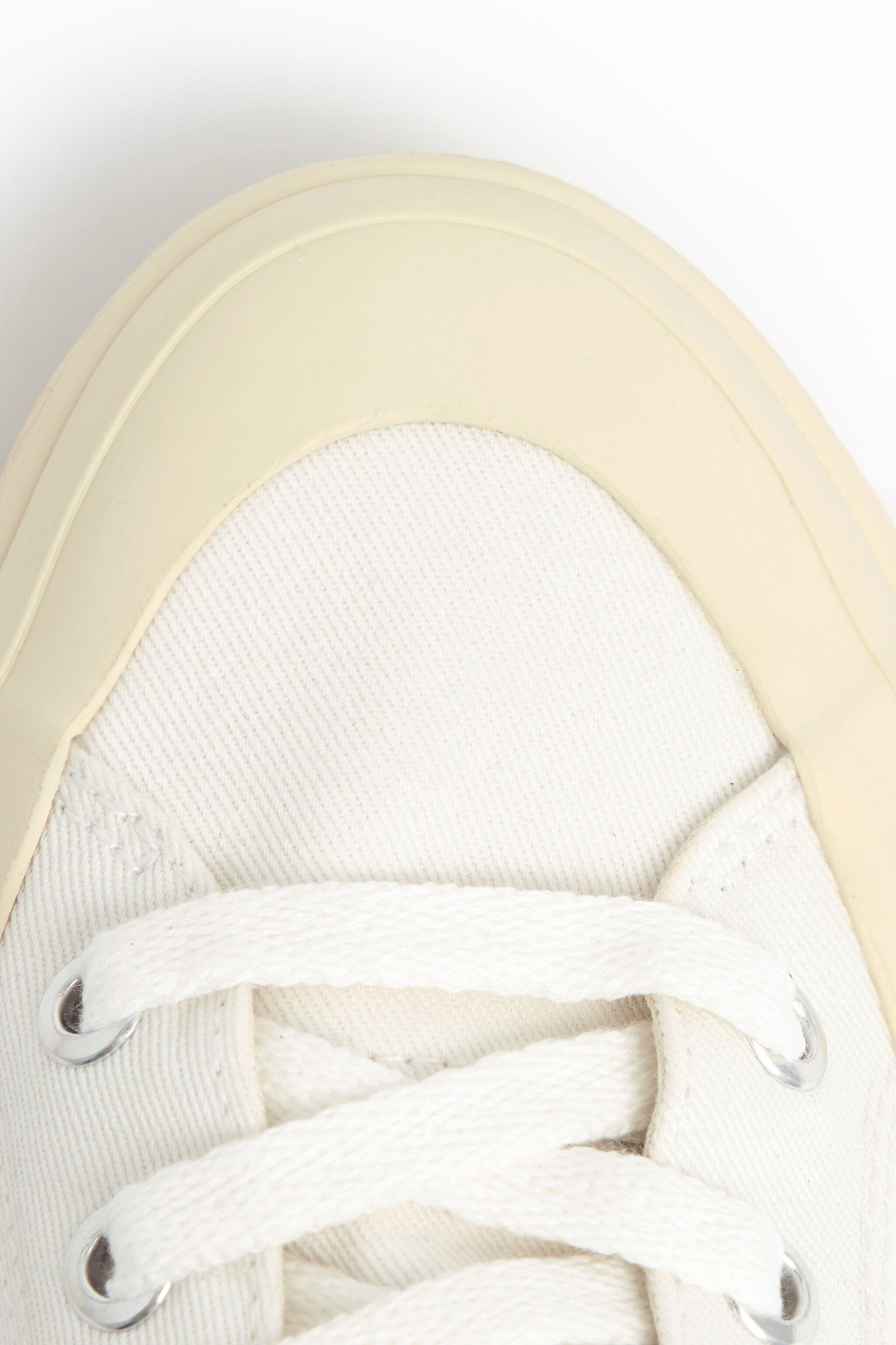Off-White Primavera Estate 2021 sneakers alte in tela bianche -  OMIA119R21FAB0010109