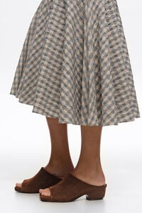 Sandały na obcasie dwoina brązowe