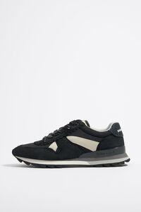 Black 13 19 technical sneaker