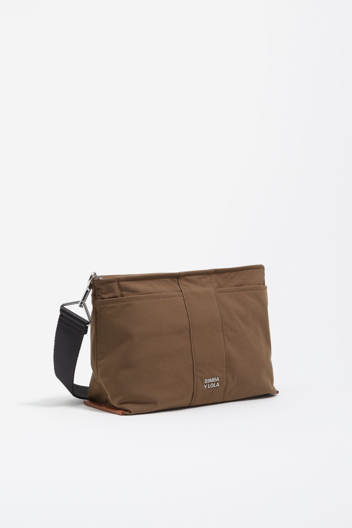 Bolso Trapecio mediano gabardina oliva