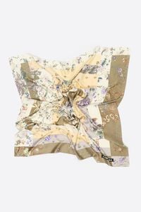 Pa&ntilde;uelo patchwork romantic flowers crema