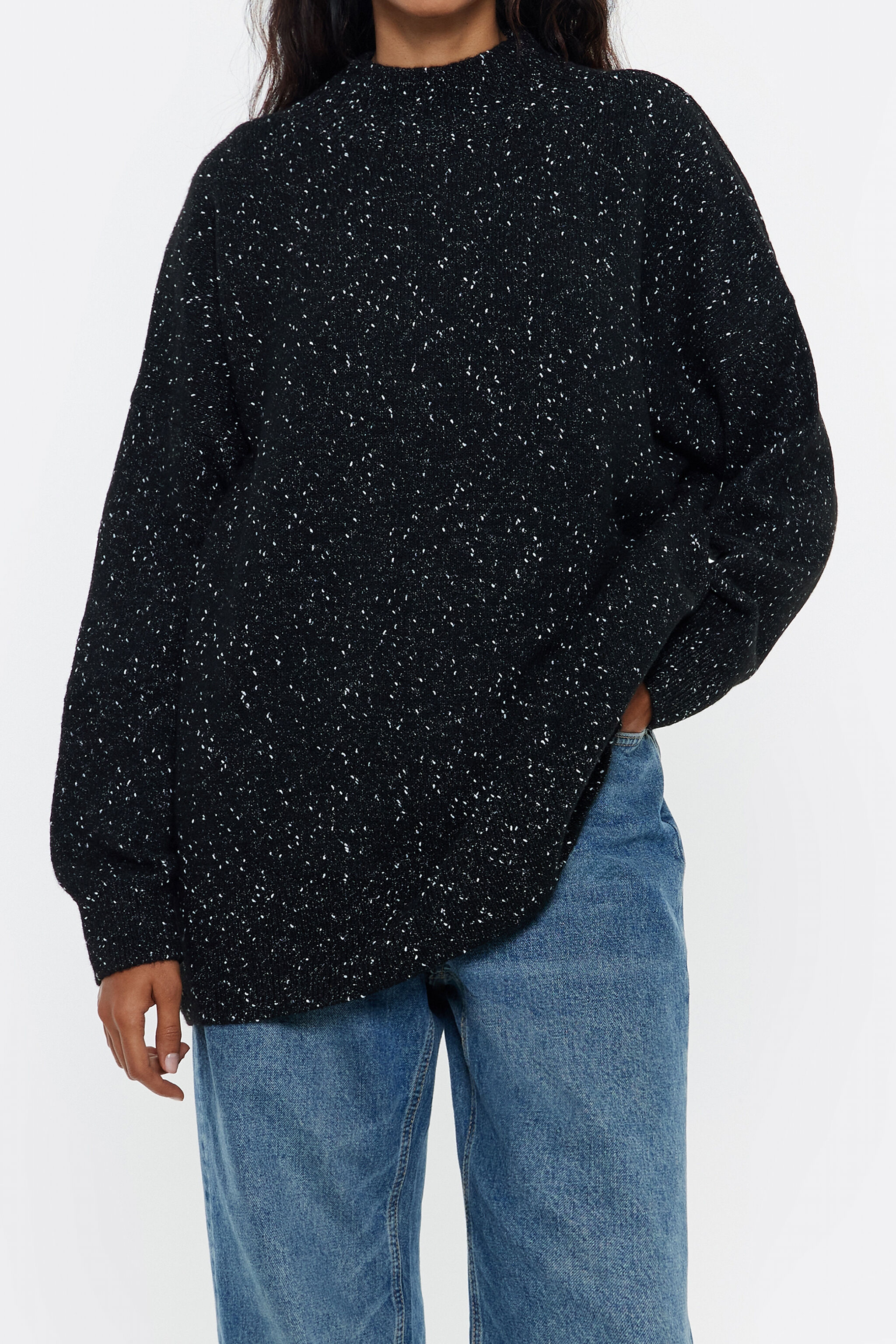 High collar black jumper