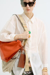 Bolso Paper mediano piel coral