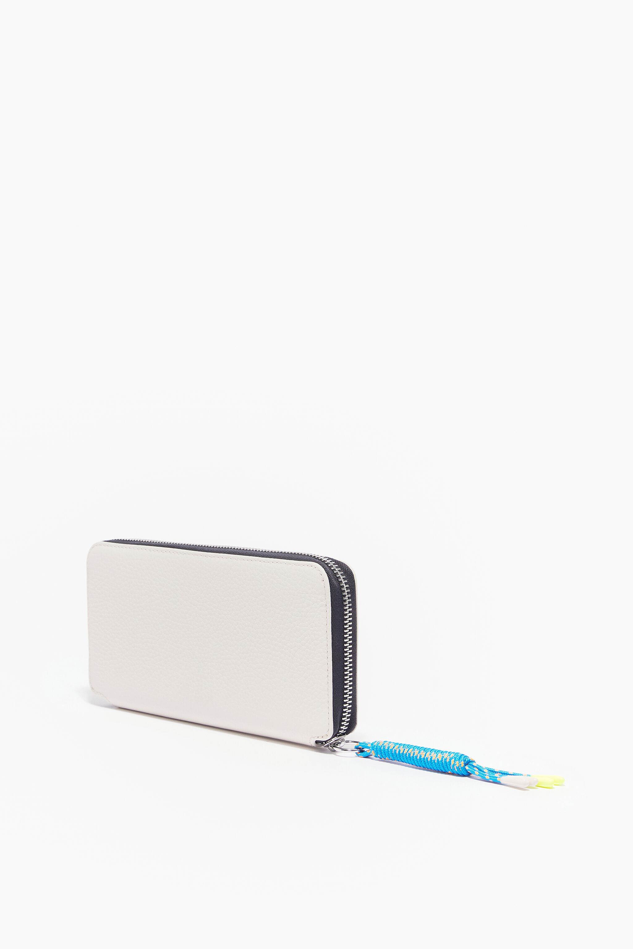 Billetera piel blanca