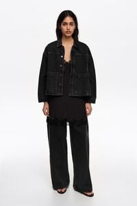 Cazadora l&iacute;nea A denim negro lavado
