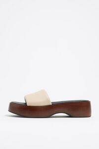 White leather platform sandal