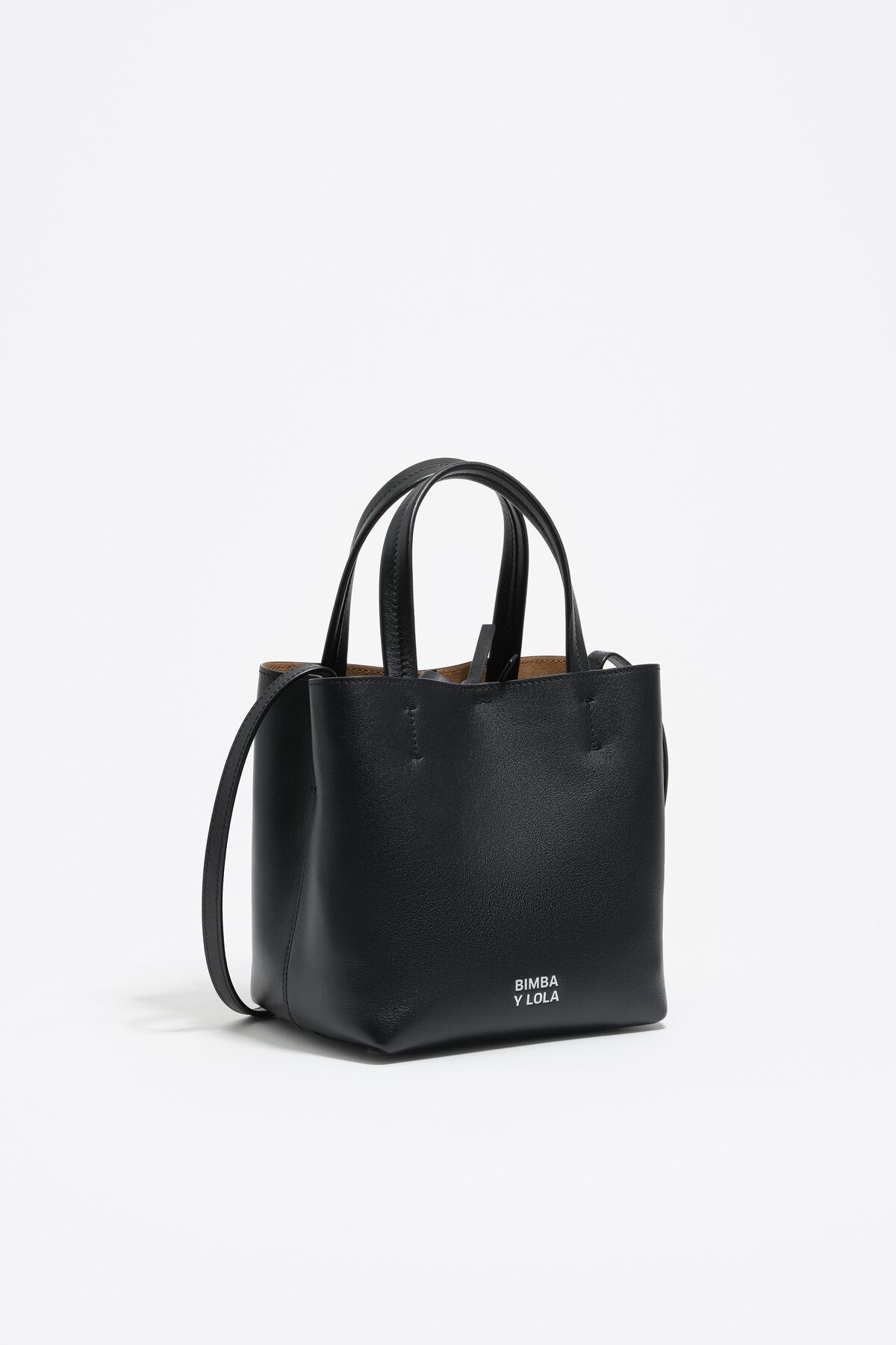 Bolso Chihuahua pequeño piel negro