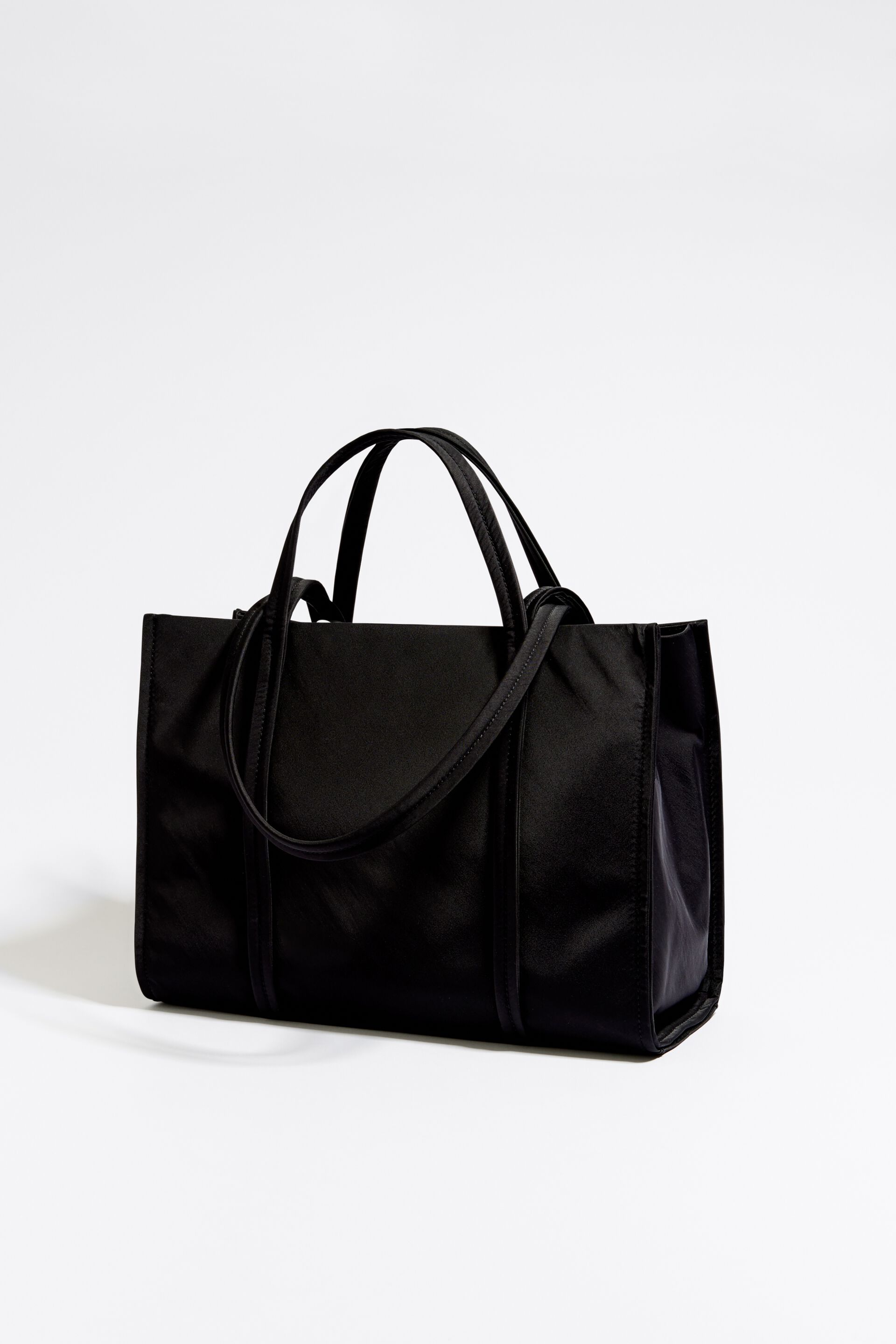 Handbag Bimba y Lola Black in Synthetic - 32925706