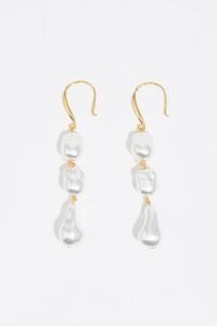 Gold pearl earrings