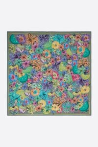 Pa&ntilde;uelo limones y flores trazo crayon caqui