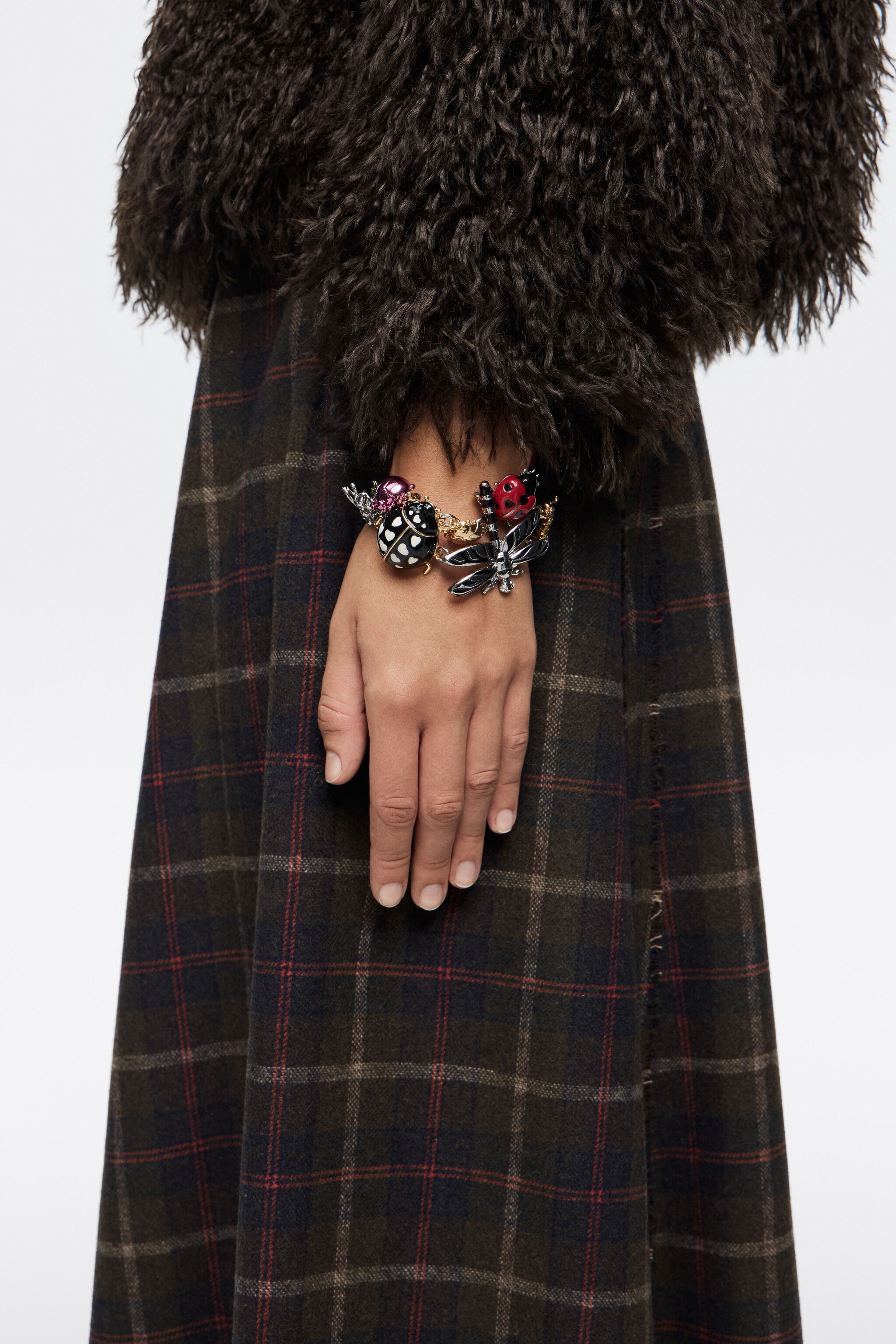 Women's bracelets and cuffs | BIMBA Y LOLA FW25