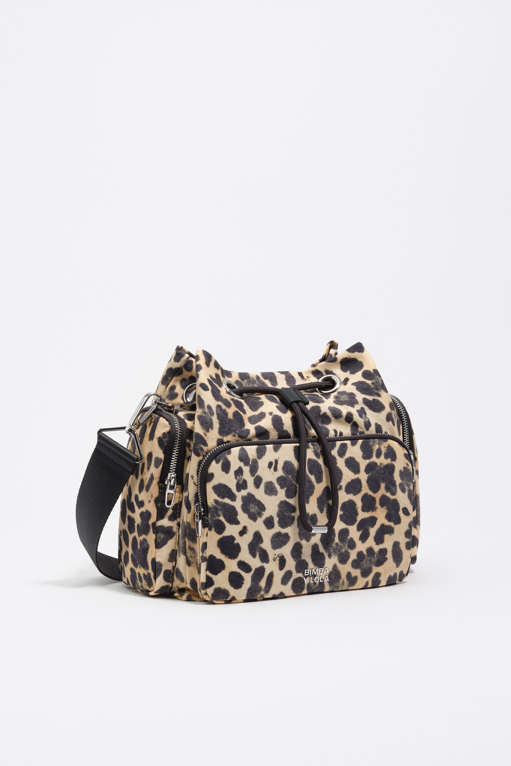 Natural Leopard nylon Pocket Bucket bag