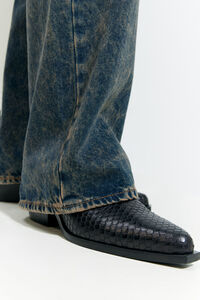 Zapato abotinado campero piel serpiente negro