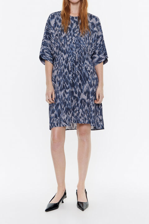 Navy blue Plumancha fitted dress with flared hem Navy blue Plumancha fitted dress with flared hem