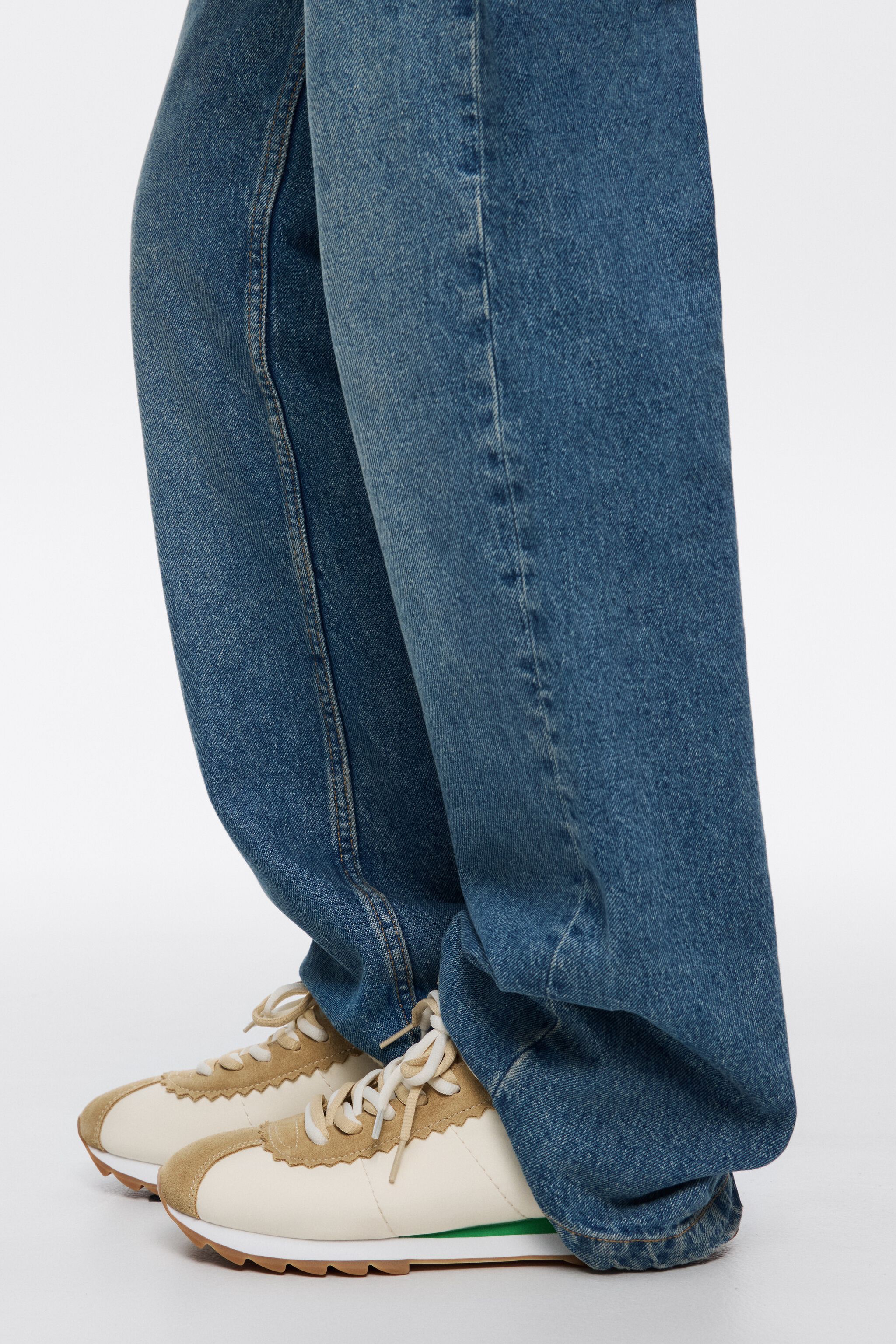 Sand 13 18 retro sneaker