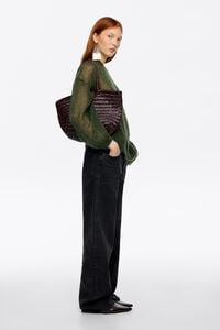 Bolso shopper grande trenzado piel berenjena