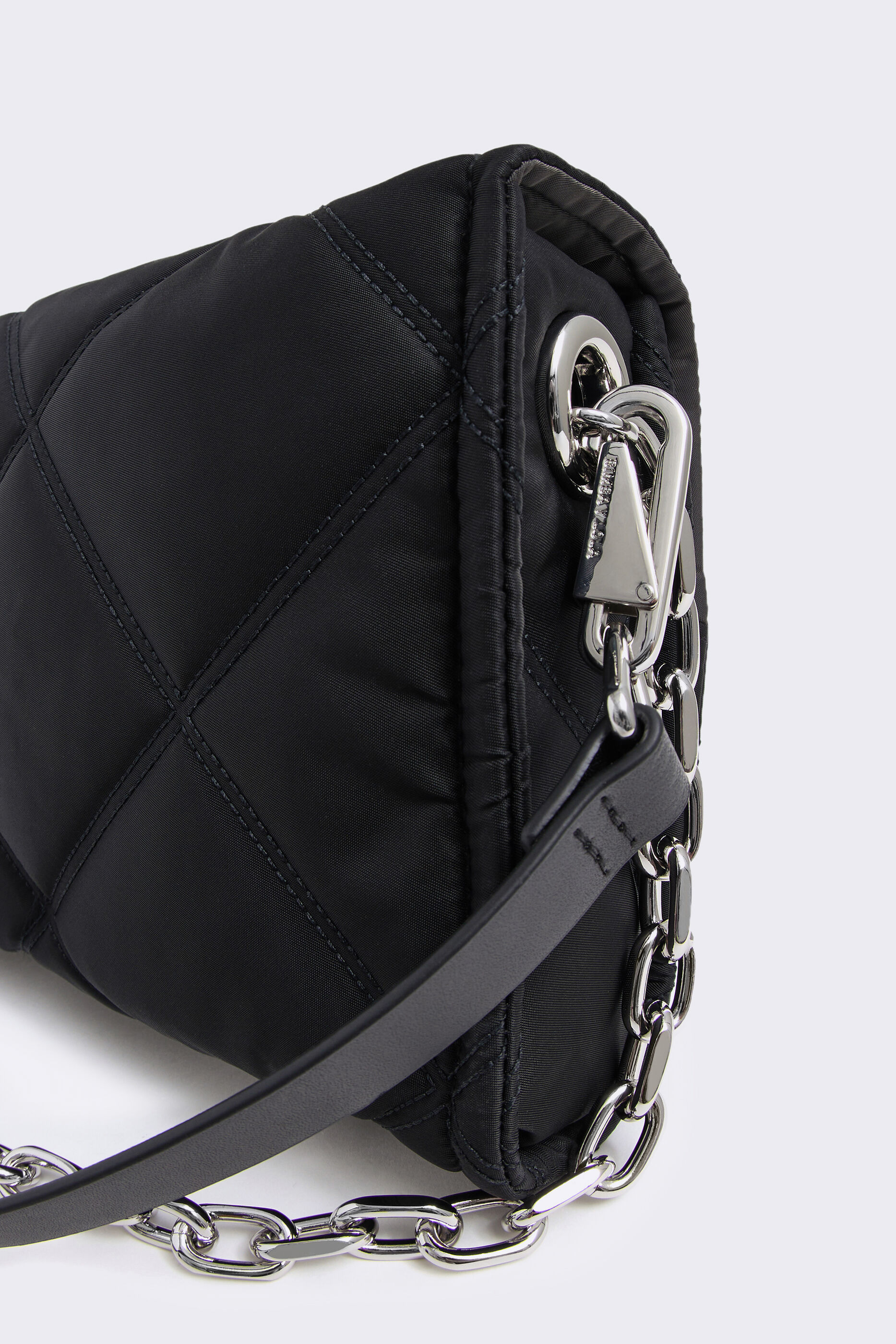 Borsa tracolla nylon imbottita nera