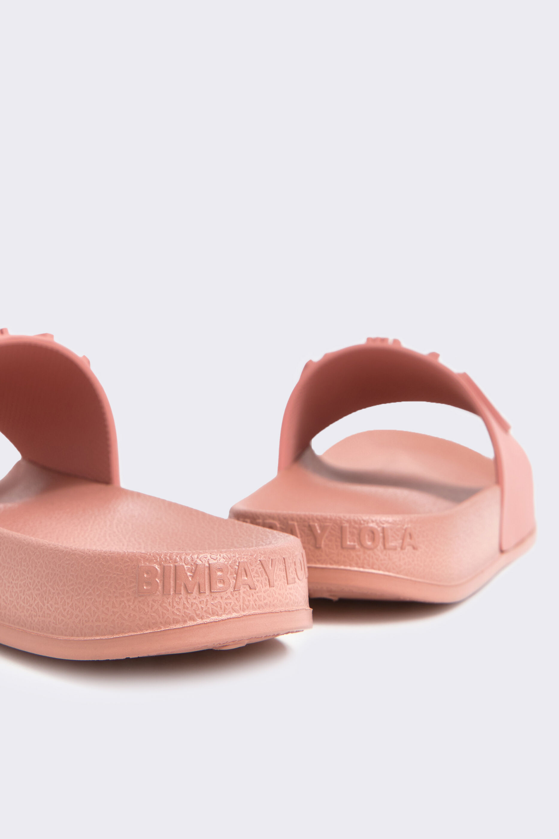 Chanclas de mujer | BIMBA Y LOLA Primavera Verano 2022