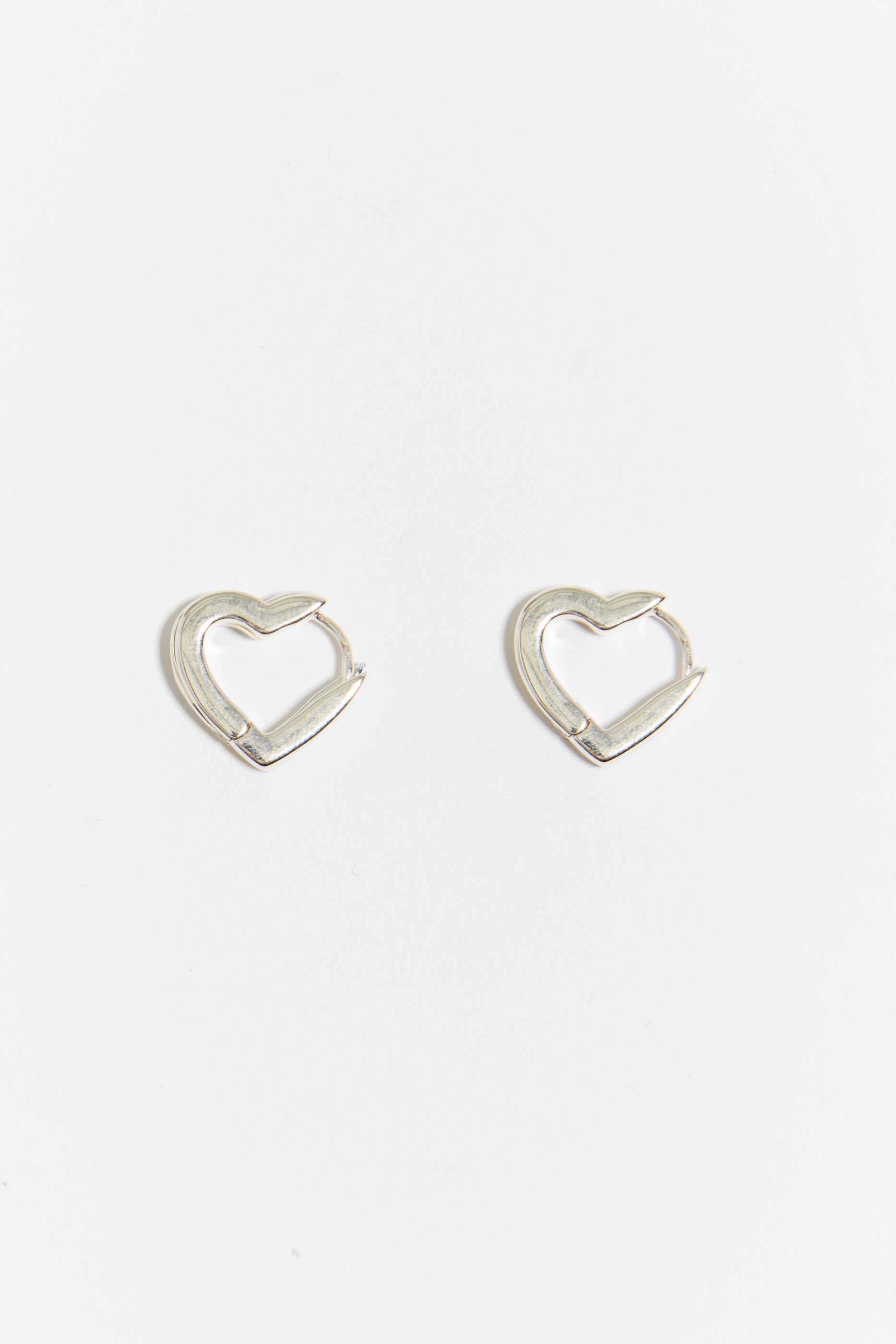 Amazon.com: Silver Heart Earrings Heart Shaped Stud Earrings 925 Sterling Silver  Earrings for Women Valentine's Day Fashion Chunky Heart Jewelry : Handmade  Products