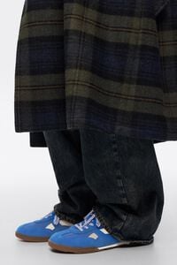 Blue 13 16 Indoor sneaker