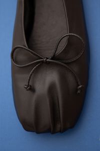 Black ruched leather ballerina