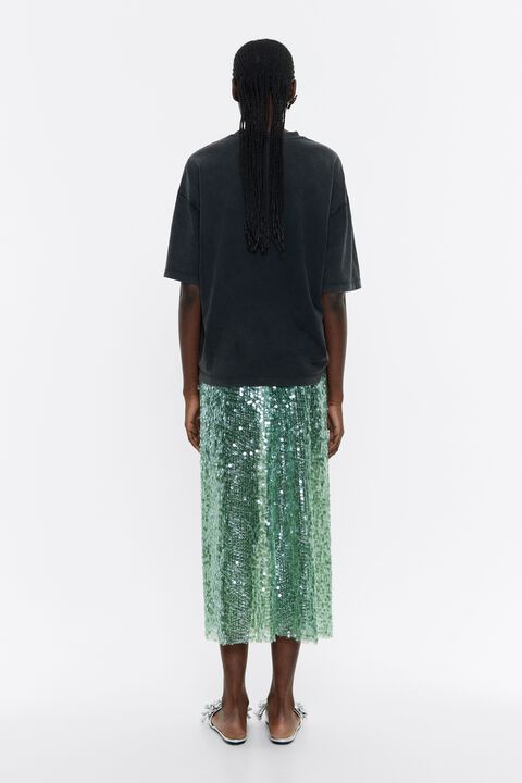 Falda lentejuelas midi verde Falda lentejuelas midi verde