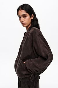 Blouson bomber fluide noir d&eacute;lav&eacute;