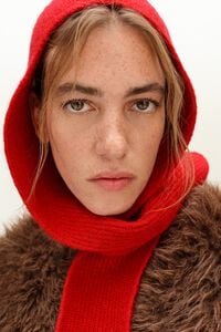 Red wool hood