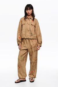 Underwater cargo trousers with stitching and patches