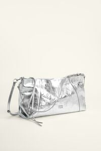 Bolso sobre grande piel plata