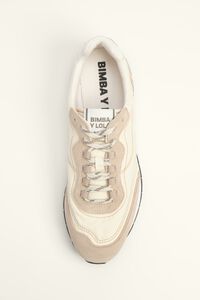 Deportiva 13 23 serraje y tejido crema