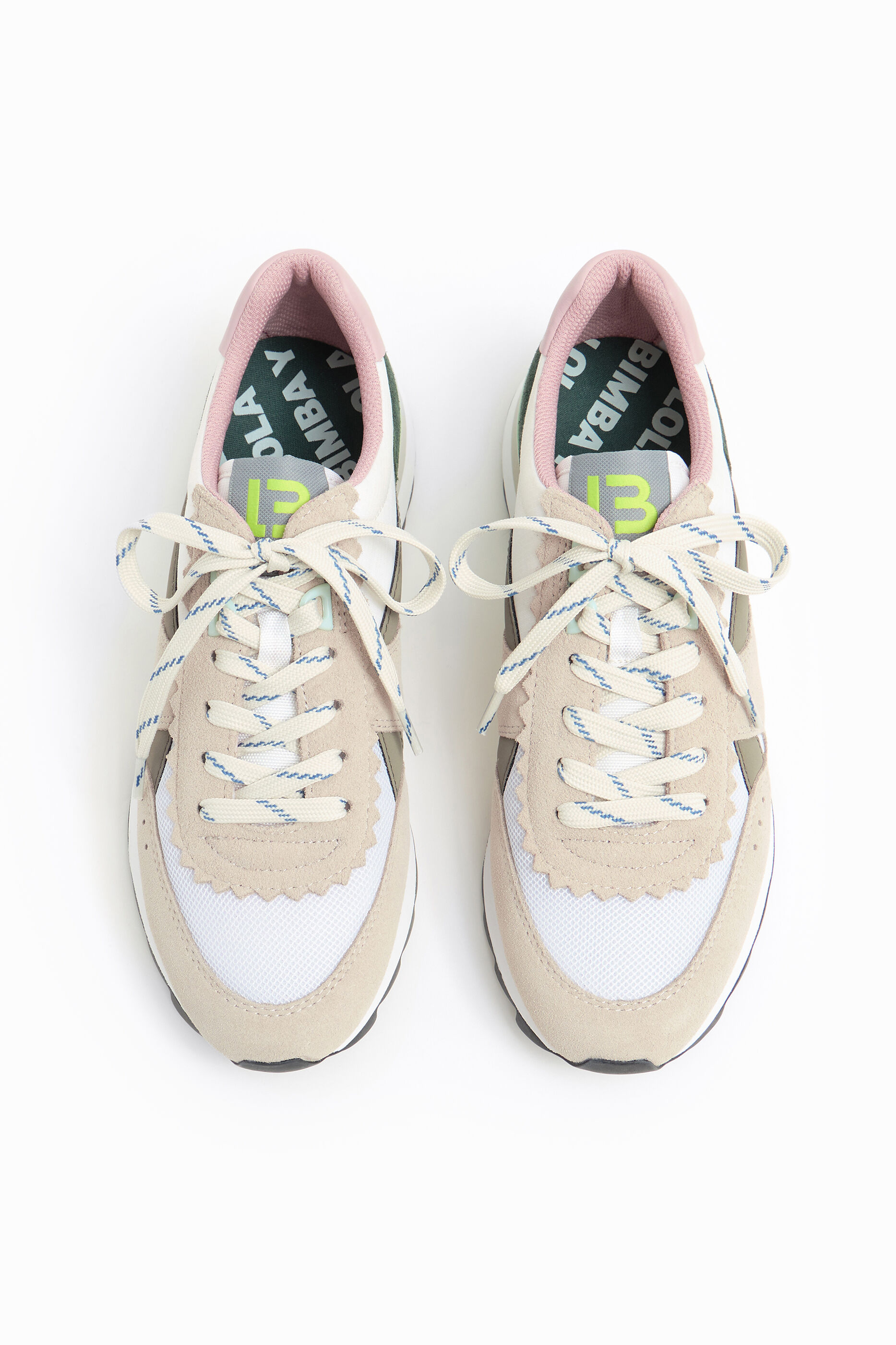 Sand technical sneaker