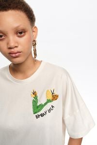 Ivory hand embroidered logo T-shirt