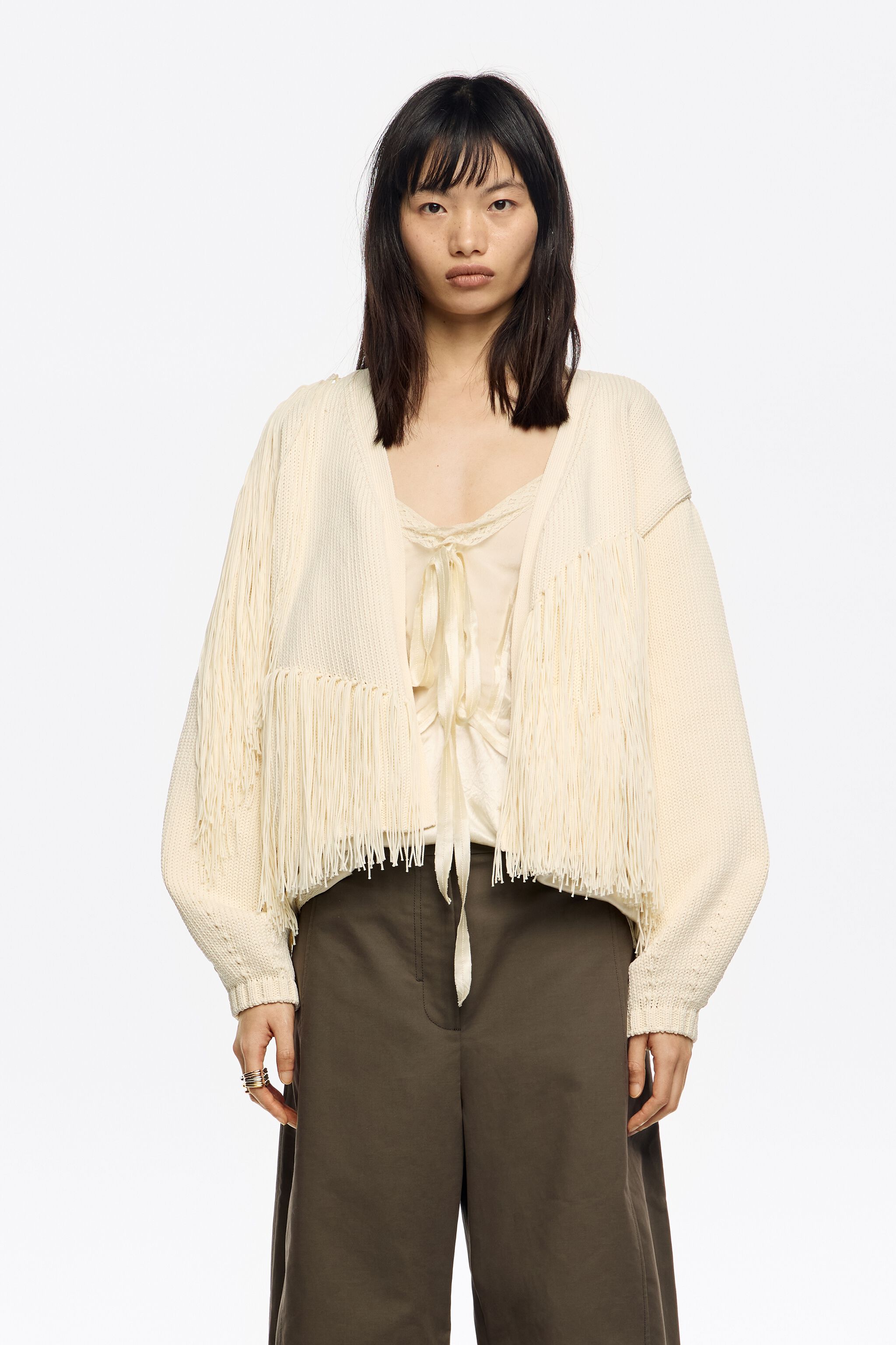 252BR7311_10070_D_2.jpg?sw=1080