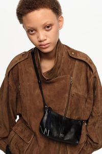 Torebka listonoszka Paper mini sk&oacute;ra czarna