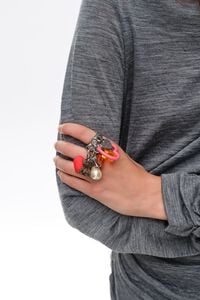 Anillo multicharms coraz&oacute;n plateado
