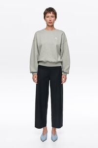 Light gray balloon sweatshirt