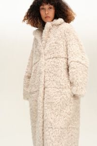 Abrigo pelo patchwork marfil